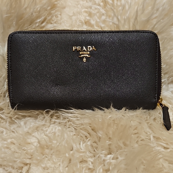 Prad Accessories - BROWN WALLET-NON GENUINE